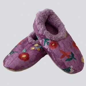 NWOT Snoozies Sequined Floral Slippers Purple Size M (7/8)
